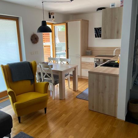 Apartma Pika Мойстрана Экстерьер фото